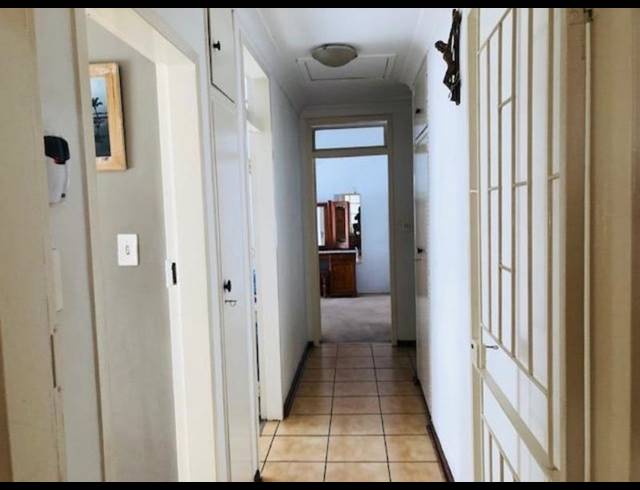 3 BEDROOM HOUSE FOR SALE IN PARKHILL GARDENS